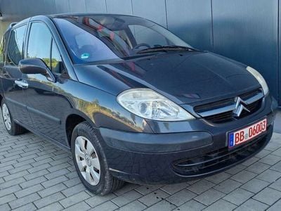 Citroën C8