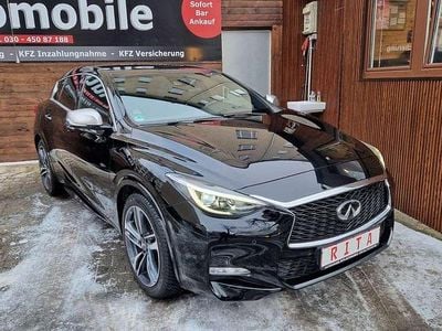 Gebraucht Infiniti Q30 Sport Tech 156 PS (114 kW) 2017 Schwarz Limousine