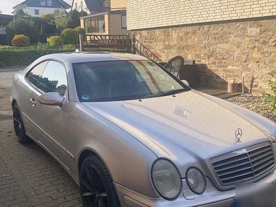 Mercedes CLK320