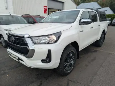 Gebraucht Toyota HiLux Comfort 204 PS (150 kW) 2025 Weiß Pickup