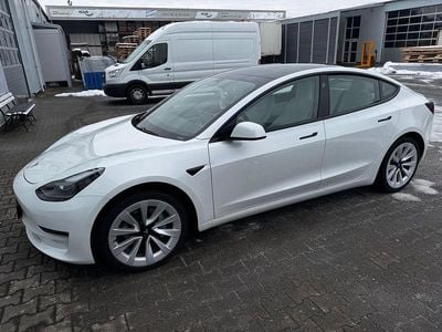 Weiß Gebraucht 2021 Tesla Model 3 Limousine | 23.990 € (Fairer Preis)