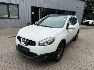 Gebraucht Nissan Qashqai +2 Tekna 141 PS (103 kW) 2011 Weiß SUV