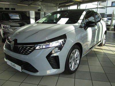 Grau Gebraucht 2024 Renault Clio V Evolution Limousine | 17.790 € (Etwas zu teuer)
