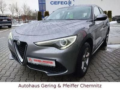 Second-hand Alfa Romeo Stelvio Super 200 CP (147 kW) 2018 Argintiu SUV