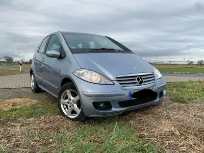 Gebraucht Mercedes A150 Elegance 95 PS (69 kW) 2006 Blau Van / Kleinbus