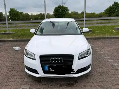 Gebraucht Audi A3 125 PS (91 kW) 2010 Weiß Kleinwagen