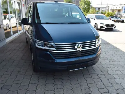 Gebraucht VW Caravelle Comfortline 150 PS (110 kW) 2024 Blau Van