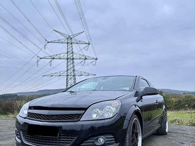 Opel Astra GTC