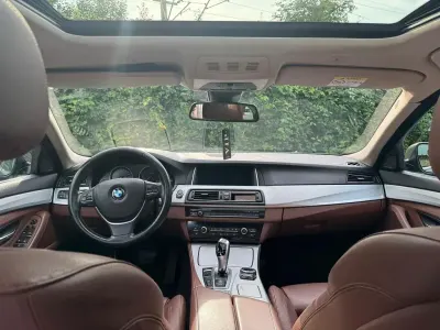 Gebraucht BMW 530 Performance 258 PS (189 kW) 2013 Braun Kombi