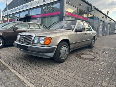Mercedes E230
