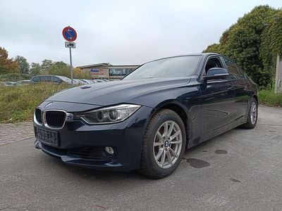 Usata BMW 320 Performance 184 CV (135 kW) 2012 Blu Berlina