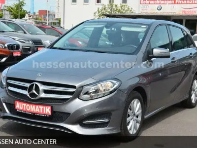 Gebraucht Mercedes B180 109 PS (80 kW) 2017 Grau Kleinwagen