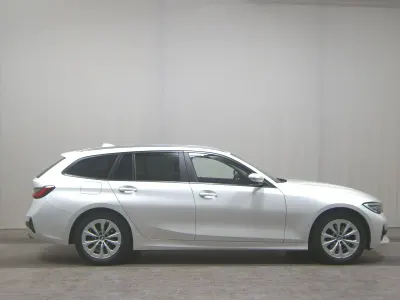 Gebraucht BMW 320 Advantage 190 PS (139 kW) 2021 Weiss Kombi