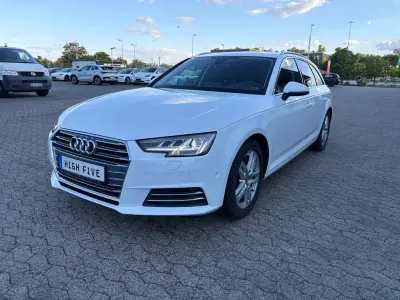 Używany Audi A4 Sport 190 KM (139 kW) 2017 Biały Sedan/Limuzyna