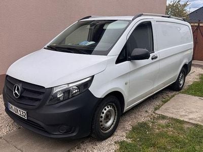 Usado Mercedes Vito 163 HP (119 kW) 2017 Branco Van