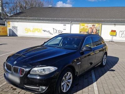 Gebraucht BMW 520 181 PS (133 kW) 2011 Schwarz Kombi