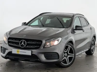 Gebraucht Mercedes GLA180 AMG line 122 PS (89 kW) 2018 Grau SUV