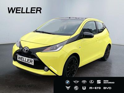 Gelb Gebraucht 2016 Toyota Aygo X-cite Kleinwagen | 9.990 € (Fairer Preis)