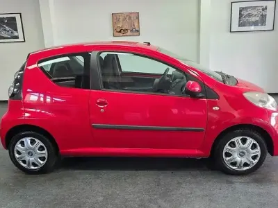 Gebraucht Citroën C1 Advance 68 PS (50 kW) 2008 Rot Kleinwagen