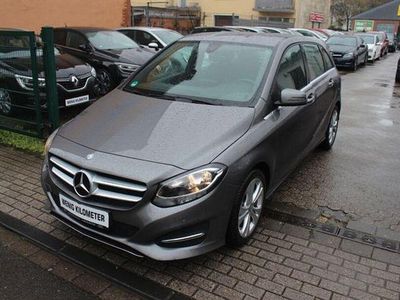 Gebraucht Mercedes B180 122 PS (89 kW) 2016 Grau Van / Kleinbus