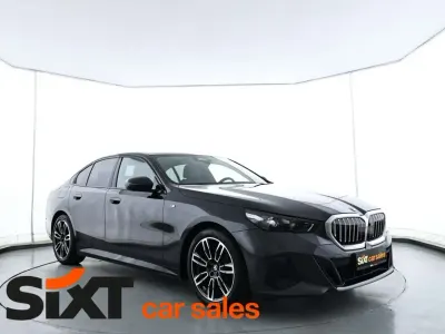 Gebraucht BMW 520 M Sport 197 PS (144 kW) 2025 Grau Limousine