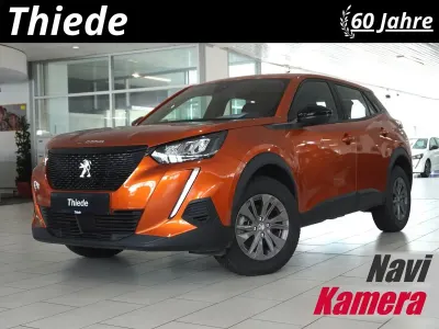 Gebraucht Peugeot 2008 Active 131 PS (96 kW) 2023 Fusion orange metallic SUV