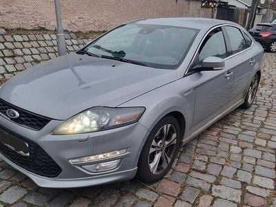 Silber Gebraucht 2012 Ford Mondeo Titanium Limousine | 7.800 € (Etwas zu teuer)
