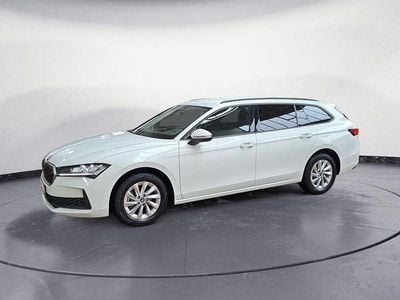 Second-hand Skoda Superb Essence 150 CP (110 kW) 2025 Alb Break