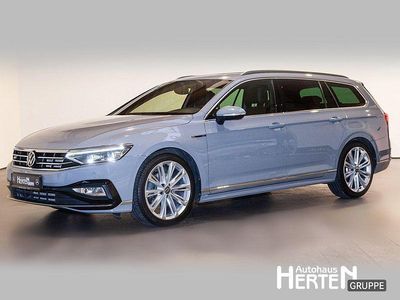 Grau Gebraucht 2023 VW Passat R-line Kombi | 29.990 € (Etwas zu teuer)
