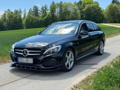 Używany Mercedes C400