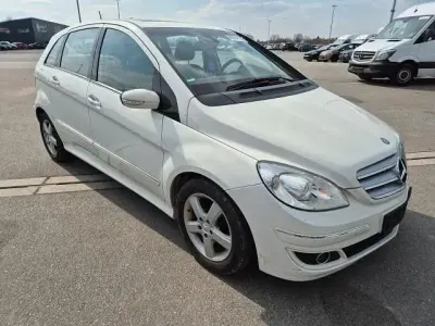 Gebraucht Mercedes B200 140 PS (102 kW) 2008 Weiß Van / Kleinbus