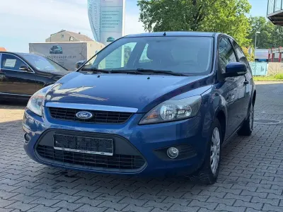 Gebraucht Ford Focus Style 101 PS (74 kW) 2008 Silber Limousine