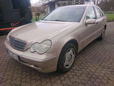 Mercedes C180