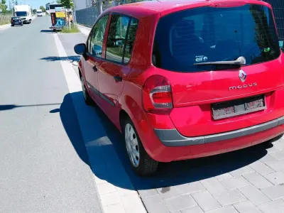 Gebraucht Renault Modus 75 PS (55 kW) 2009 Rot Van / Kleinbus