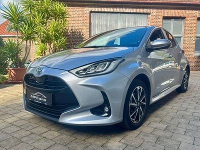 Silber Gebraucht 2022 Toyota Yaris Kleinwagen | 17.400 € (Fairer Preis)