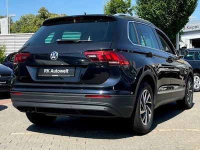 Schwarz Gebraucht 2017 VW Tiguan Sound SUV | 28.899 €