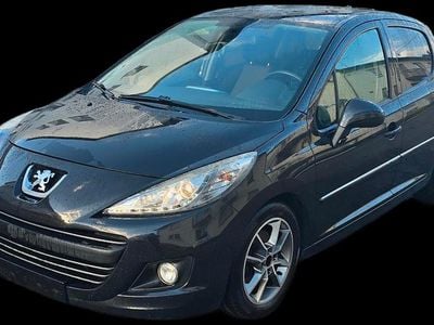 Gebraucht Peugeot 207 120 PS (88 kW) 2010 Schwarz Limousine