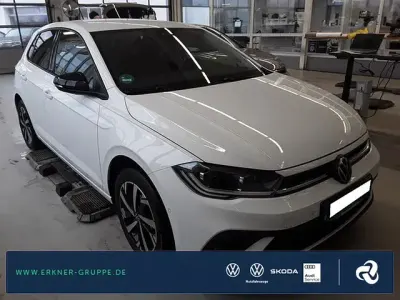Gebraucht VW Polo Move 110 PS (80 kW) 2024 Weiß Kleinwagen