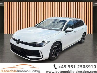 Second-hand VW Passat R-line 150 CP (110 kW) 2025 Alb Break
