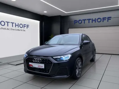 Usata Audi A1 Advanced 110 CV (80 kW) 2021 Blu SUV
