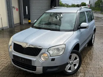 Używany Skoda Yeti Experience 160 KM (117 kW) 2010 Niebieski SUV
