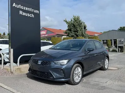 Neu Seat Ibiza Style 95 PS (69 kW) 2026 Grau Kleinwagen