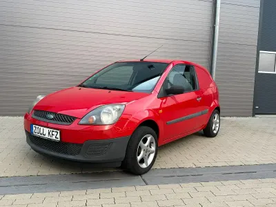 Gebraucht Ford Fiesta 68 PS (50 kW) 2008 Rot Kleinwagen