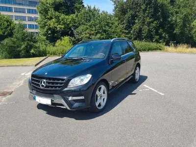 Gebraucht Mercedes ML250 AMG Edition 1 204 PS (150 kW) 2012 Schwarz SUV