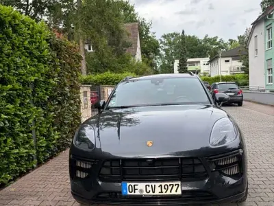 Gebraucht Porsche Macan Turbo 441 PS (324 kW) 2021 Grau SUV