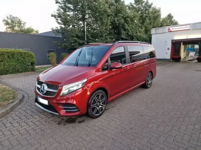 Gebraucht Mercedes V250 AMG 190 PS (139 kW) 2019 Rot Van / Kleinbus
