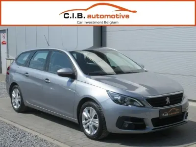 Gebraucht Peugeot 308 SW 110 PS (80 kW) 2020 Grau Kombi
