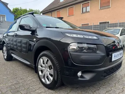 Gebraucht Citroën C4 Cactus Feel 92 PS (67 kW) 2015 Schwarz Kleinwagen