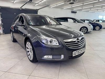 Gebraucht Opel Insignia Innovation 160 PS (117 kW) 2011 Grau Kombi