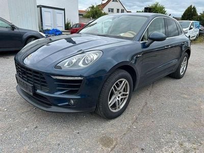Blau Gebraucht 2015 Porsche Macan S SUV | 14.900 € (Teuer)